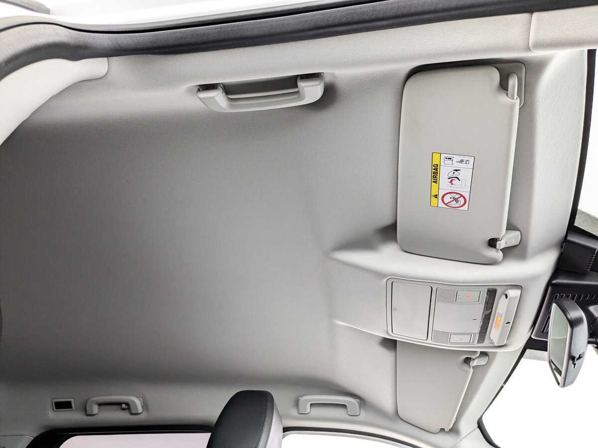 Land Rover Discovery Sport 2018 года с пробегом. Фото: #21