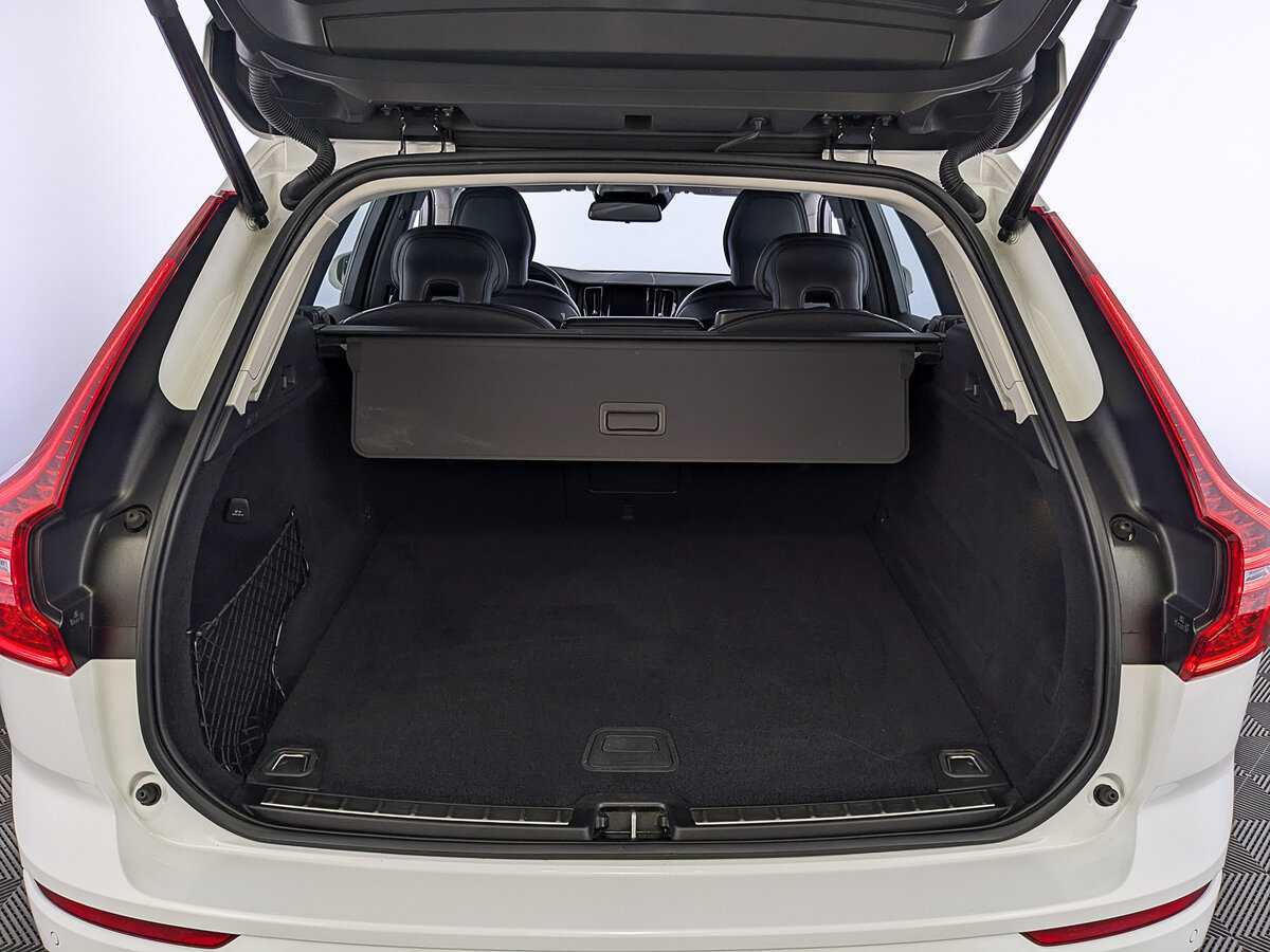 Volvo XC60 2019 года с пробегом. Фото: #9