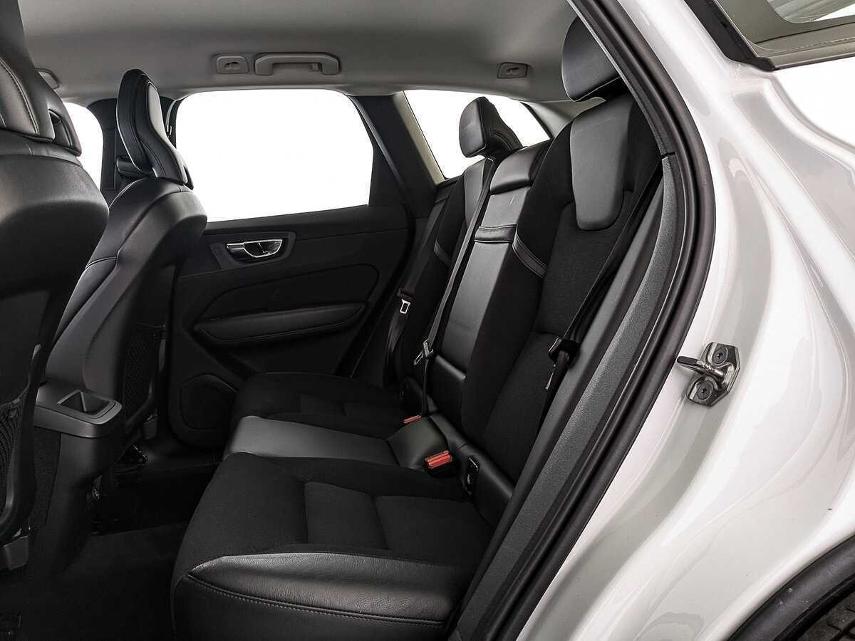 Volvo XC60 2019 года с пробегом. Фото: #16