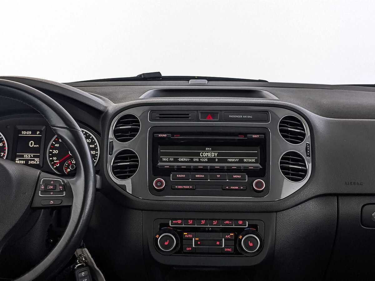 Б/У Фольксваген Тигуан 2015 года. Фото: #16