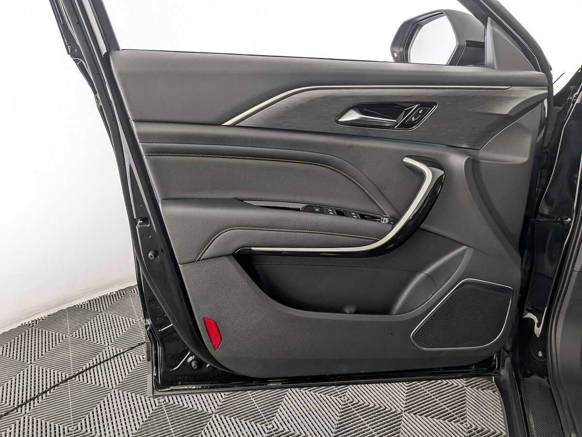 FAW Bestune T77 2022 года с пробегом. Фото: #17