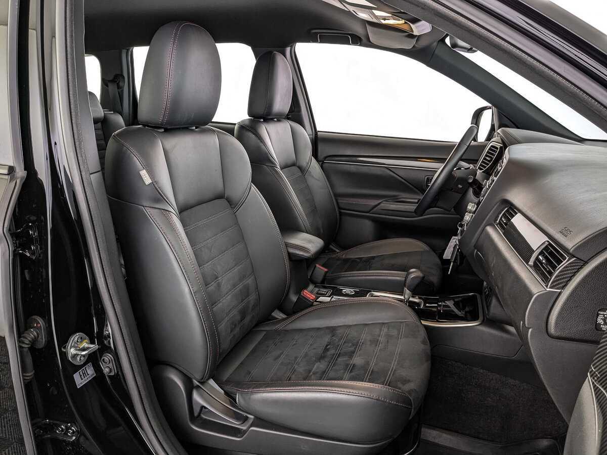 Mitsubishi Outlander 2021 года с пробегом. Фото: #23