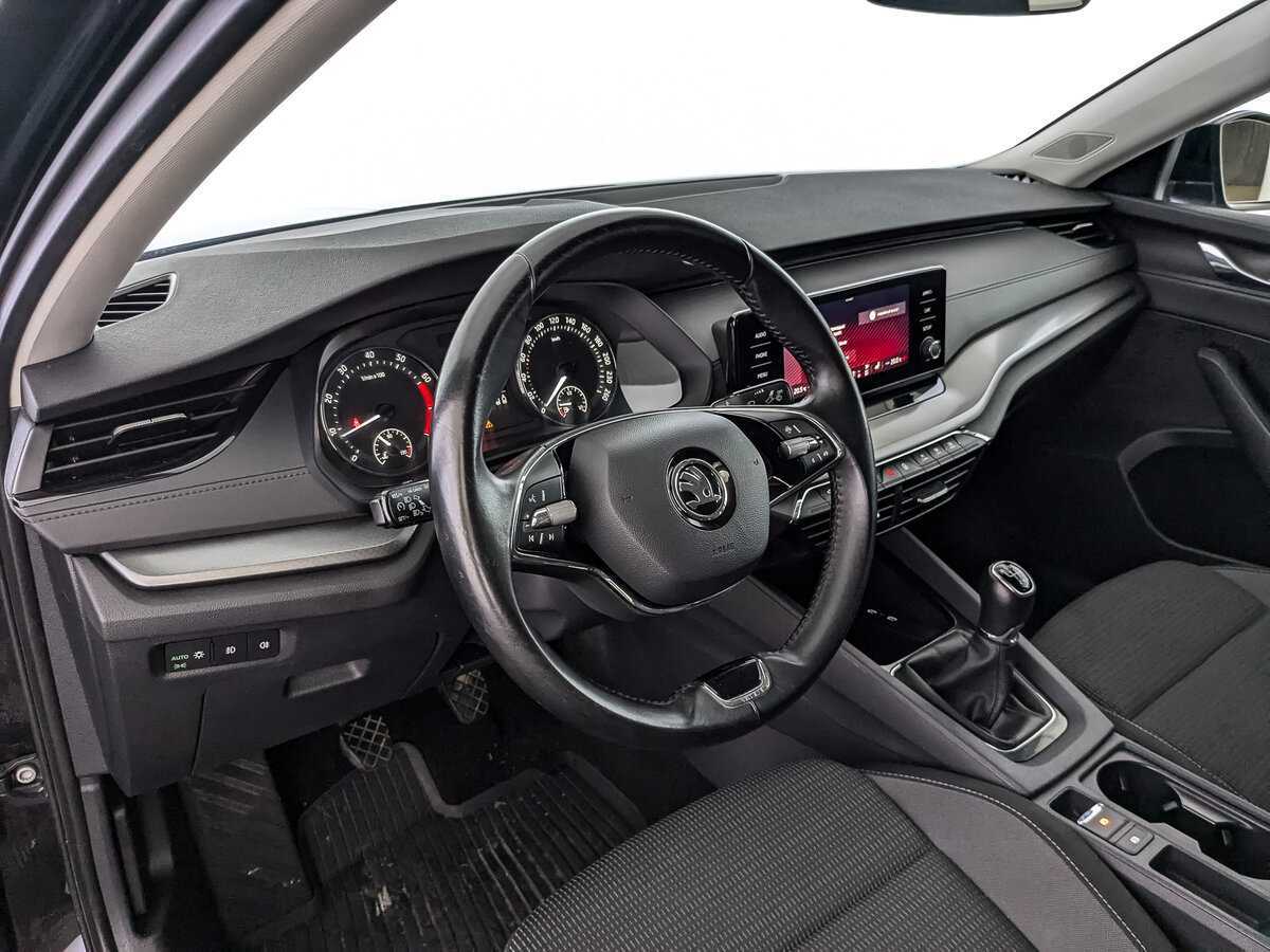 Skoda Octavia 2021 года с пробегом. Фото: #15