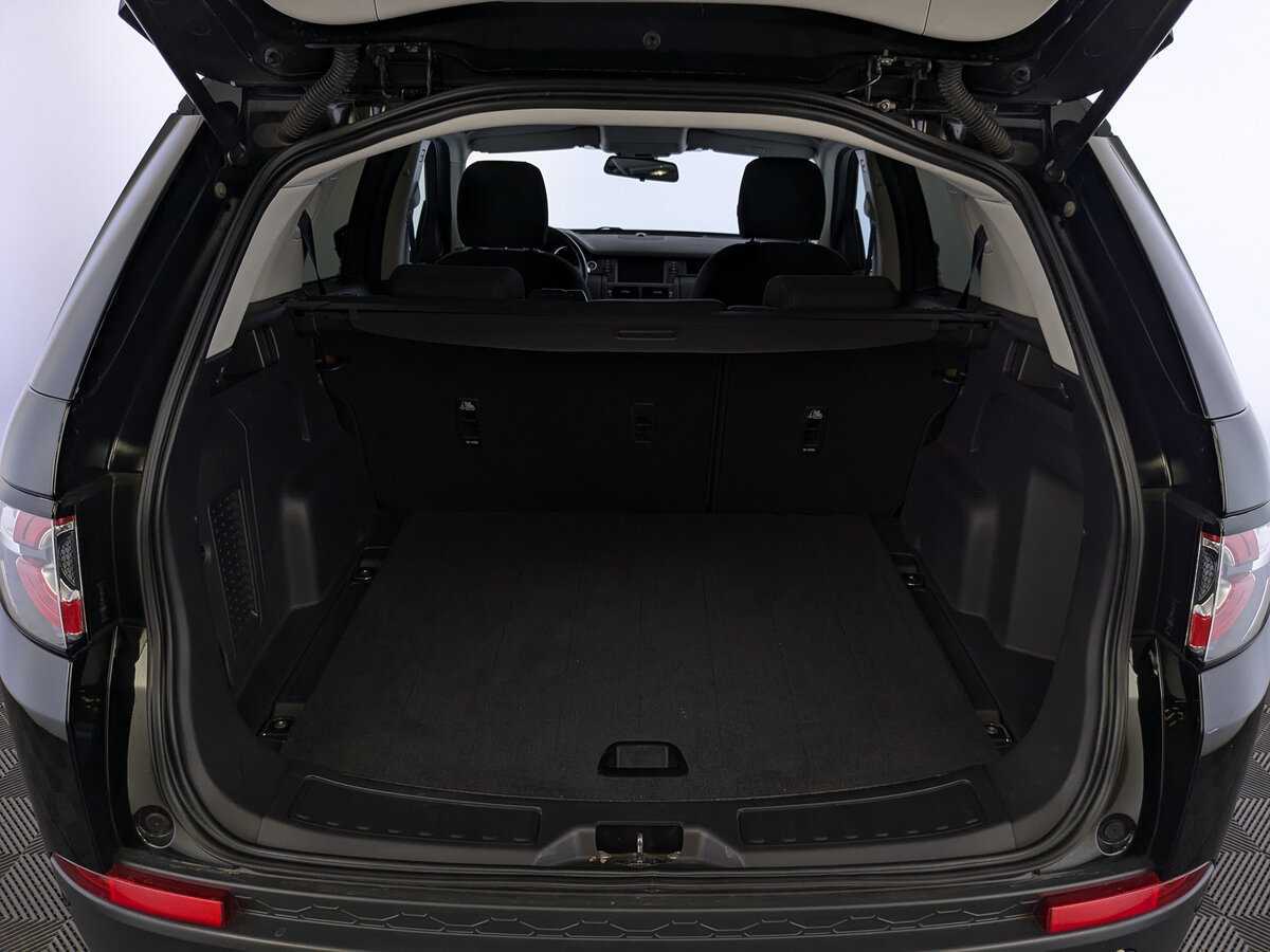 Land Rover Discovery Sport 2019 года с пробегом. Фото: #9