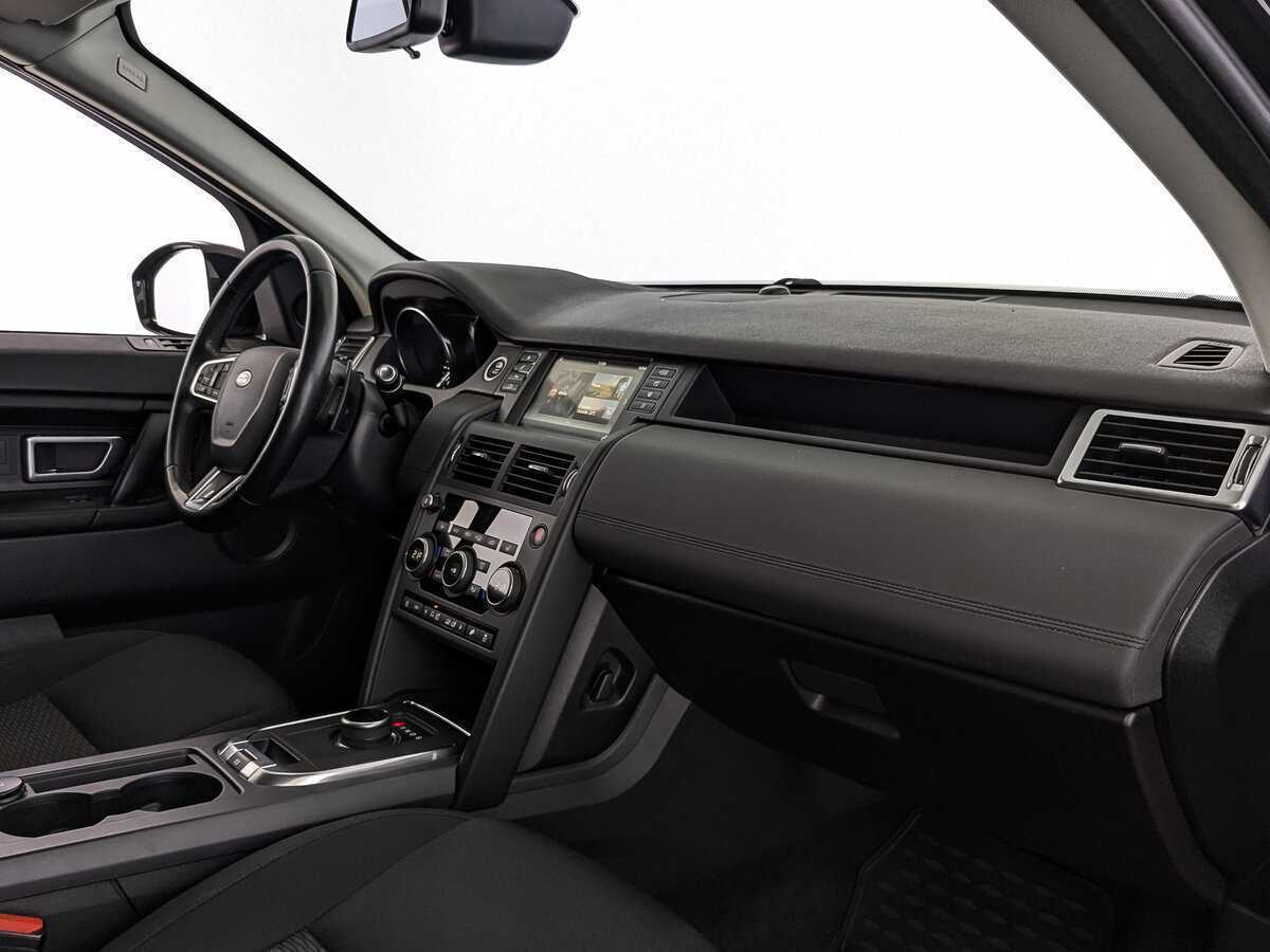 Land Rover Discovery Sport 2019 года с пробегом. Фото: #12