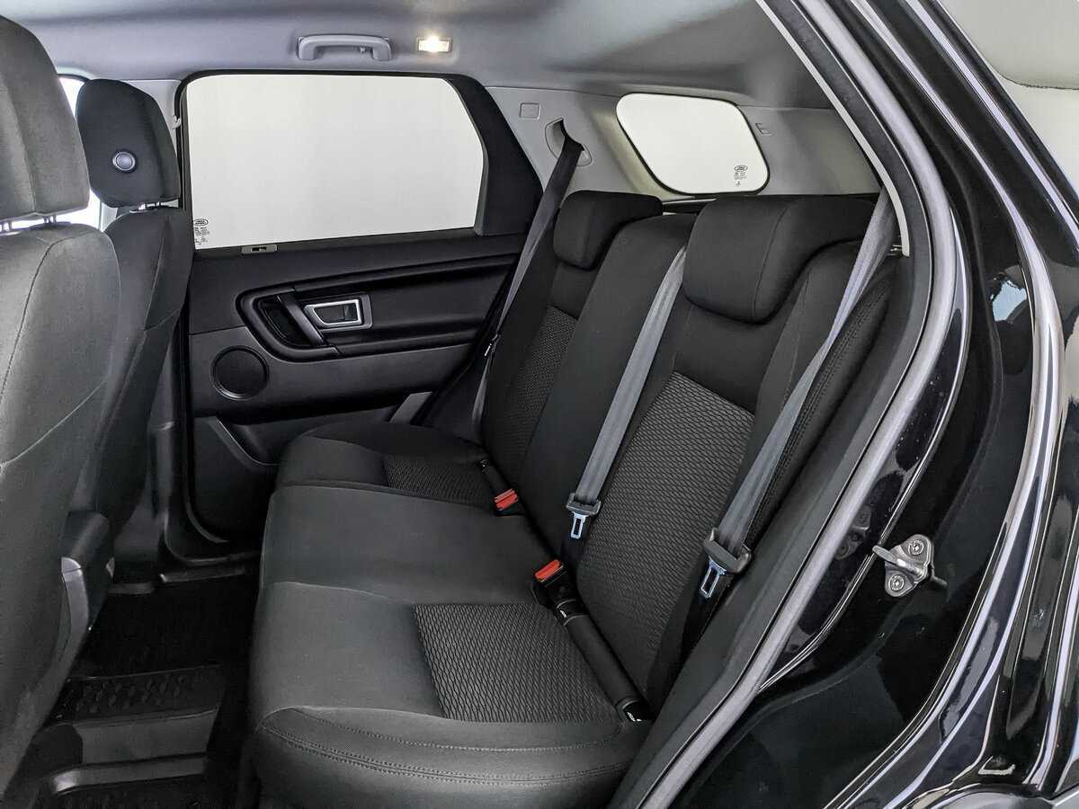 Land Rover Discovery Sport 2019 года с пробегом. Фото: #17