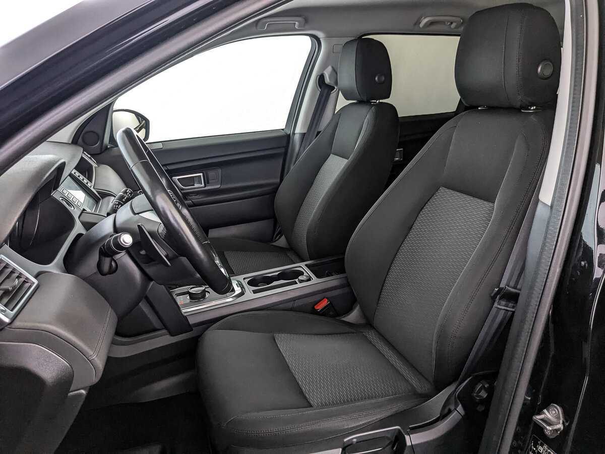 Land Rover Discovery Sport 2019 года с пробегом. Фото: #19