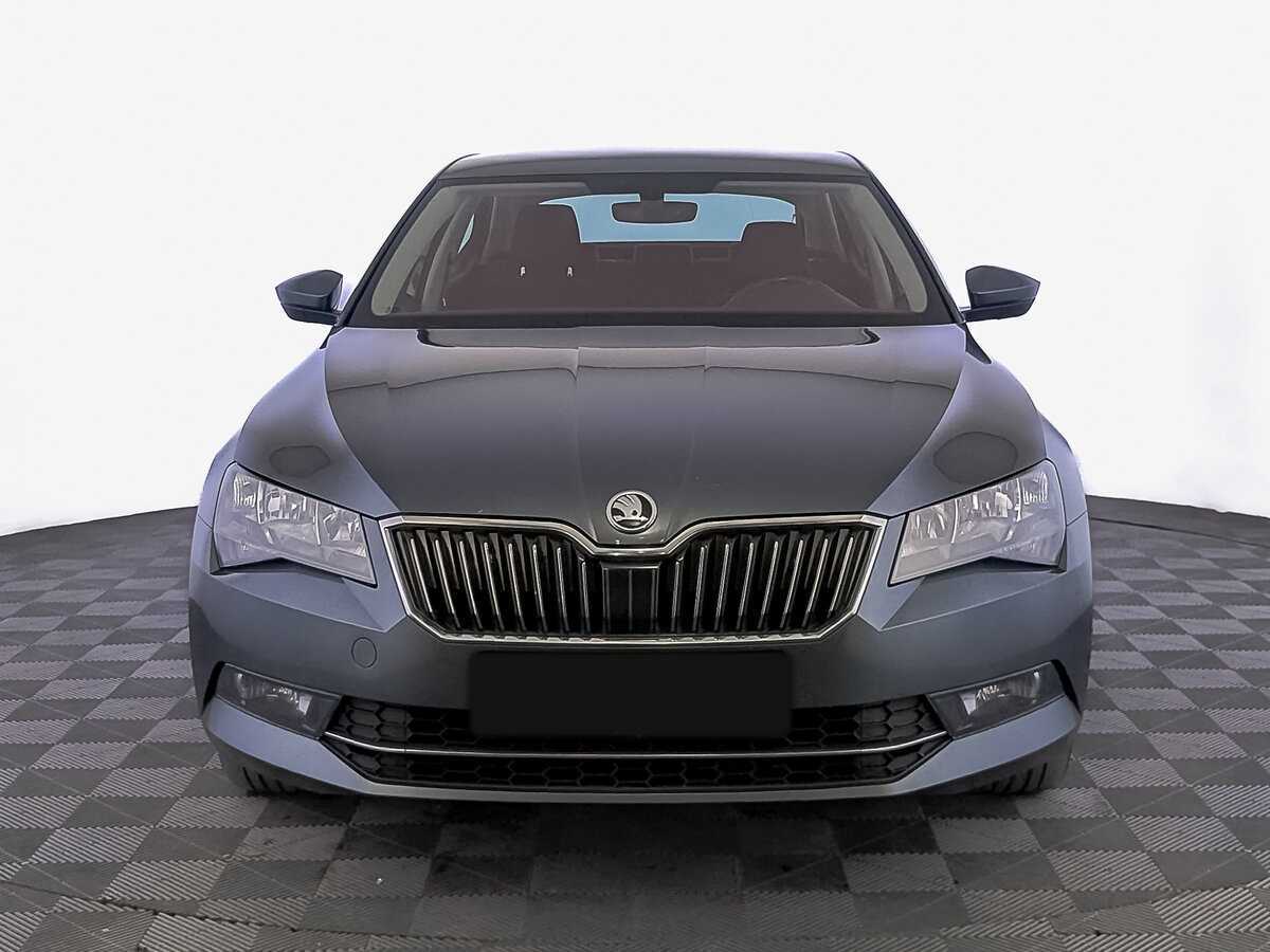Skoda Superb 2019 года с пробегом. Фото: #1