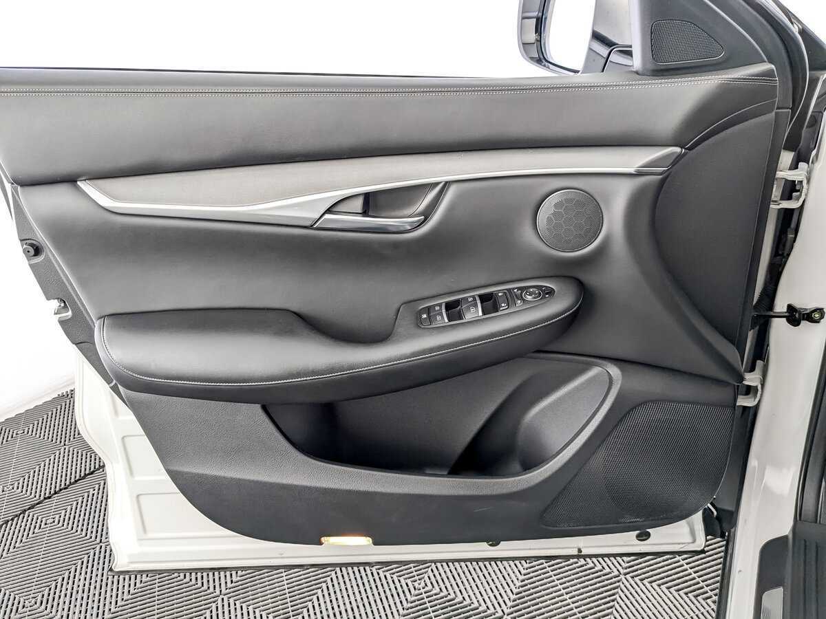 Infiniti QX50 2018 года с пробегом. Фото: #18