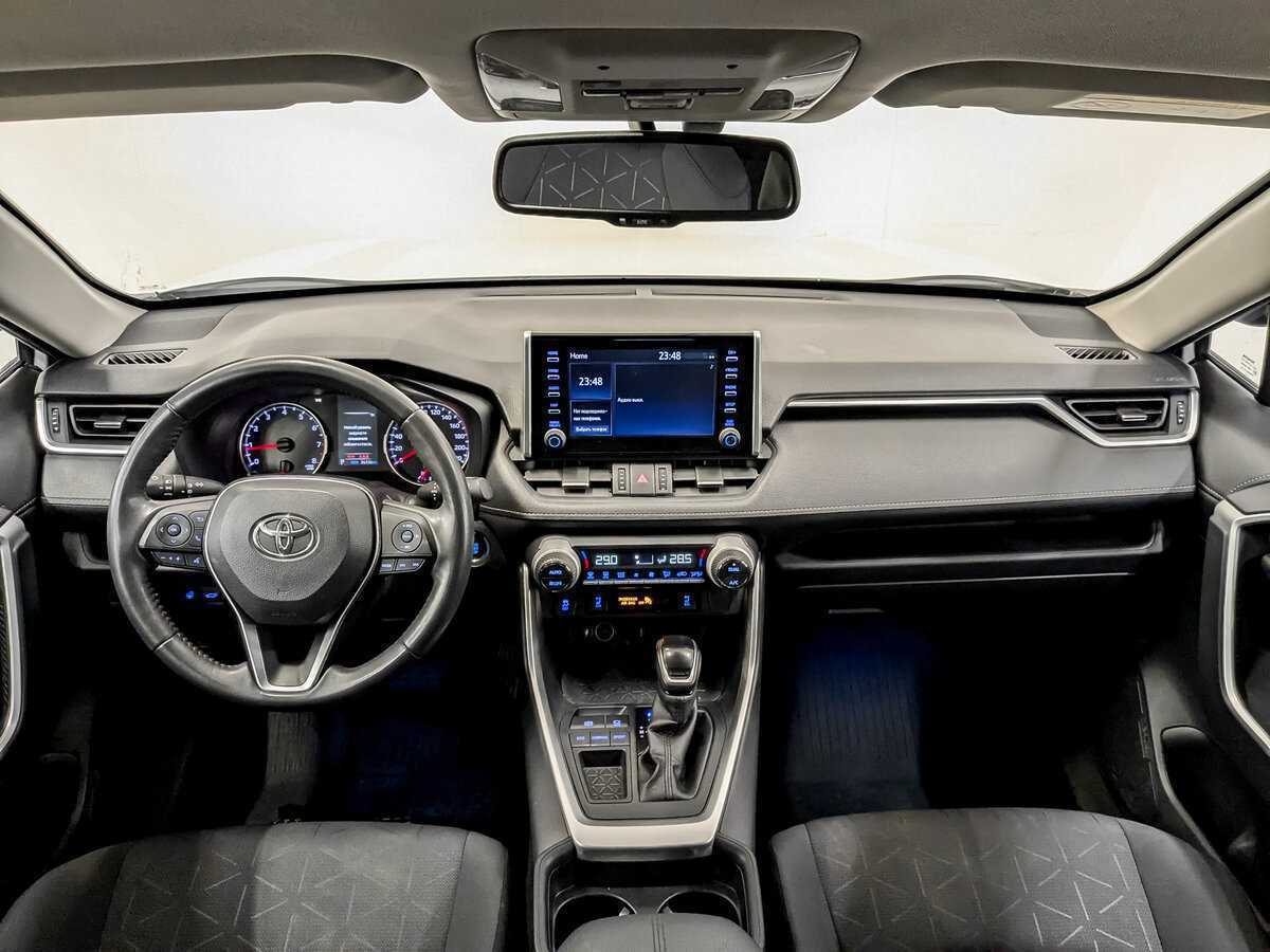 Toyota RAV4 2021 года с пробегом. Фото: #13