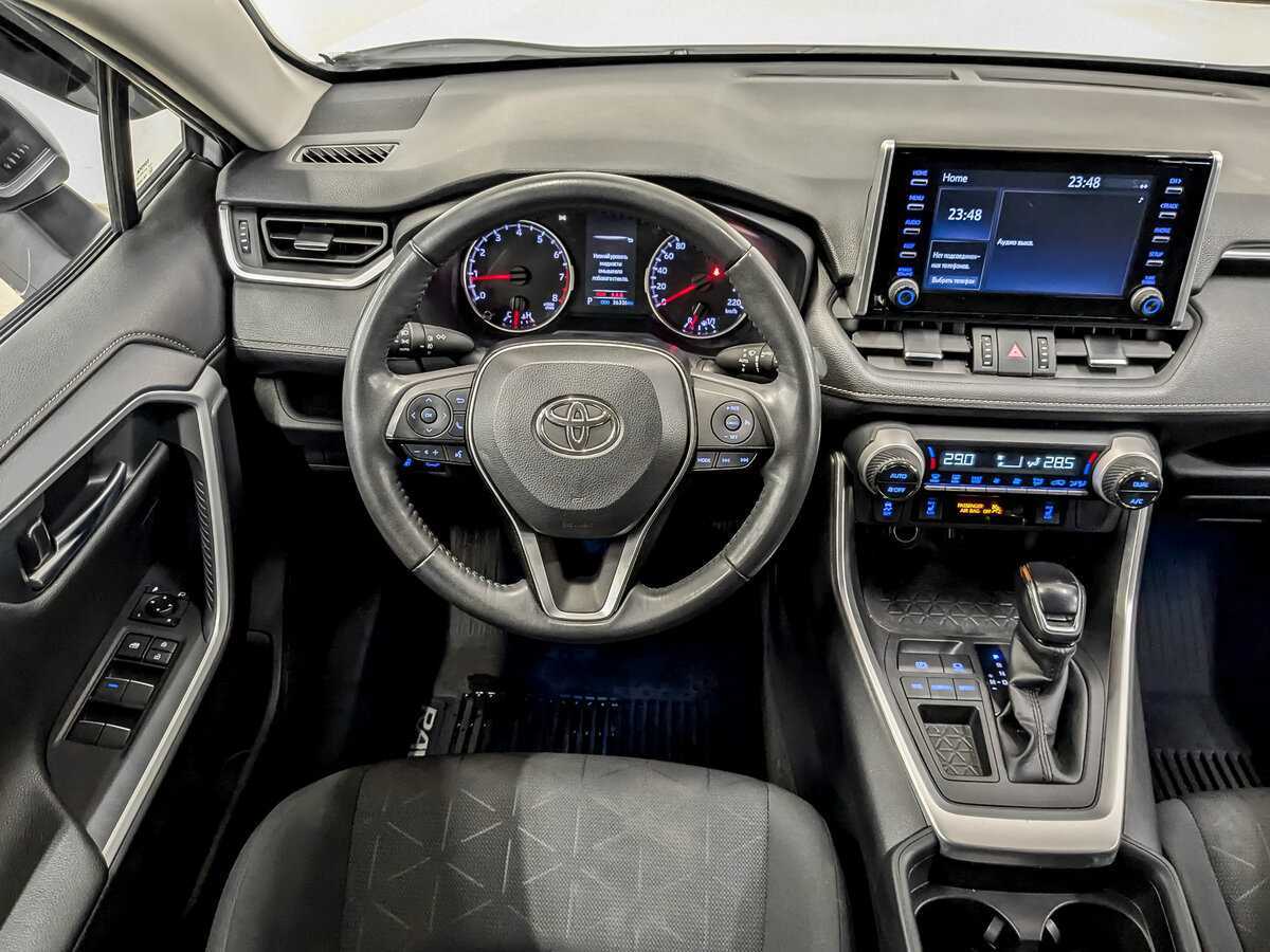 Toyota RAV4 2021 года с пробегом. Фото: #25