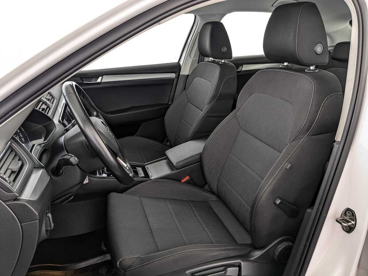 Skoda Superb 2018 года с пробегом. Фото: #19