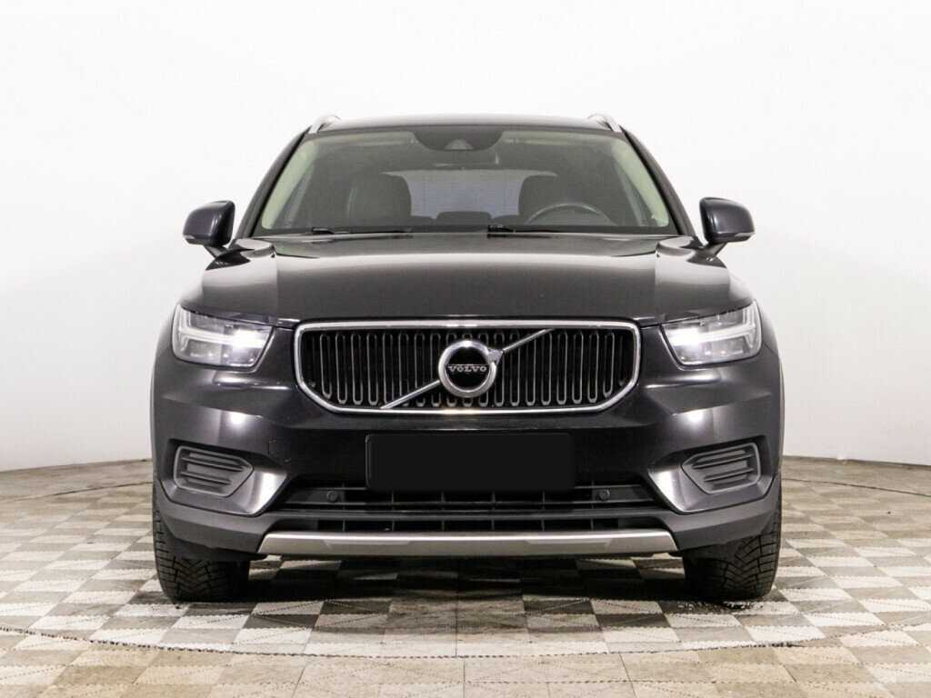 Volvo XC40 2018 года с пробегом. Фото: #1