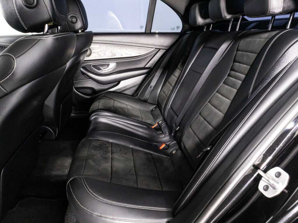 Mercedes-Benz E-Класс 2019 года с пробегом. Фото: #9