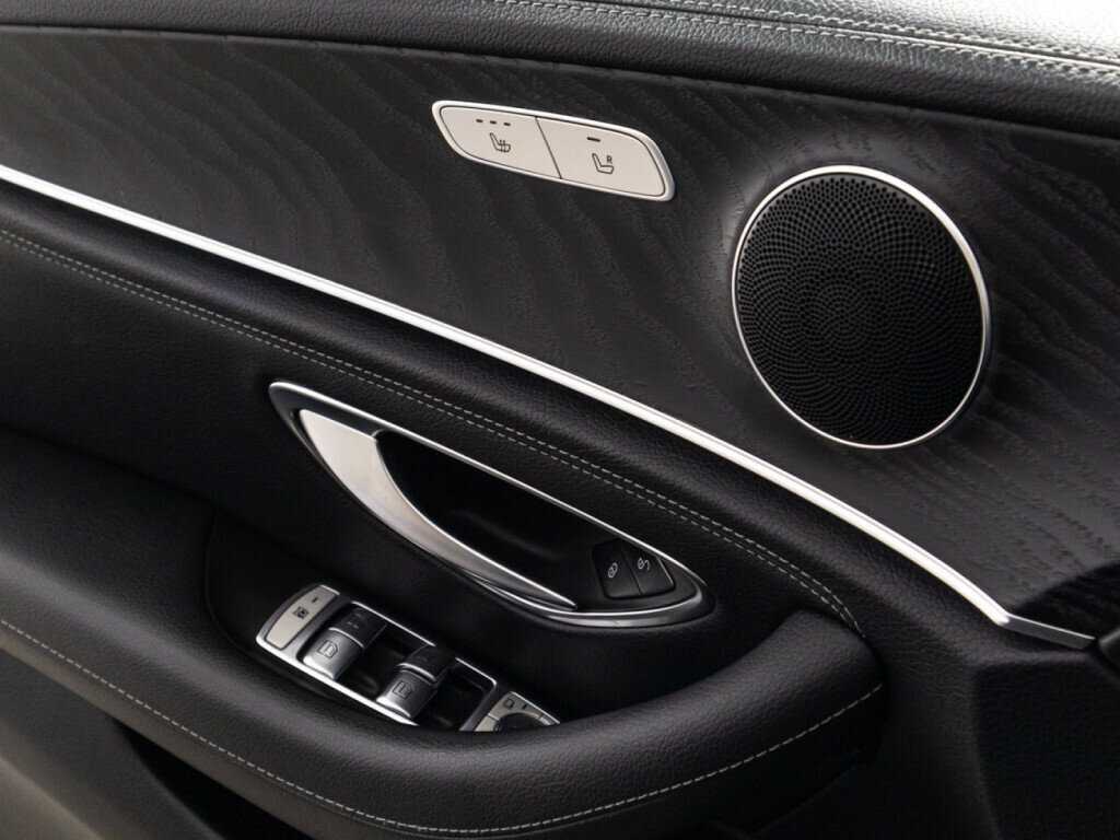 Mercedes-Benz E-Класс 2019 года с пробегом. Фото: #18