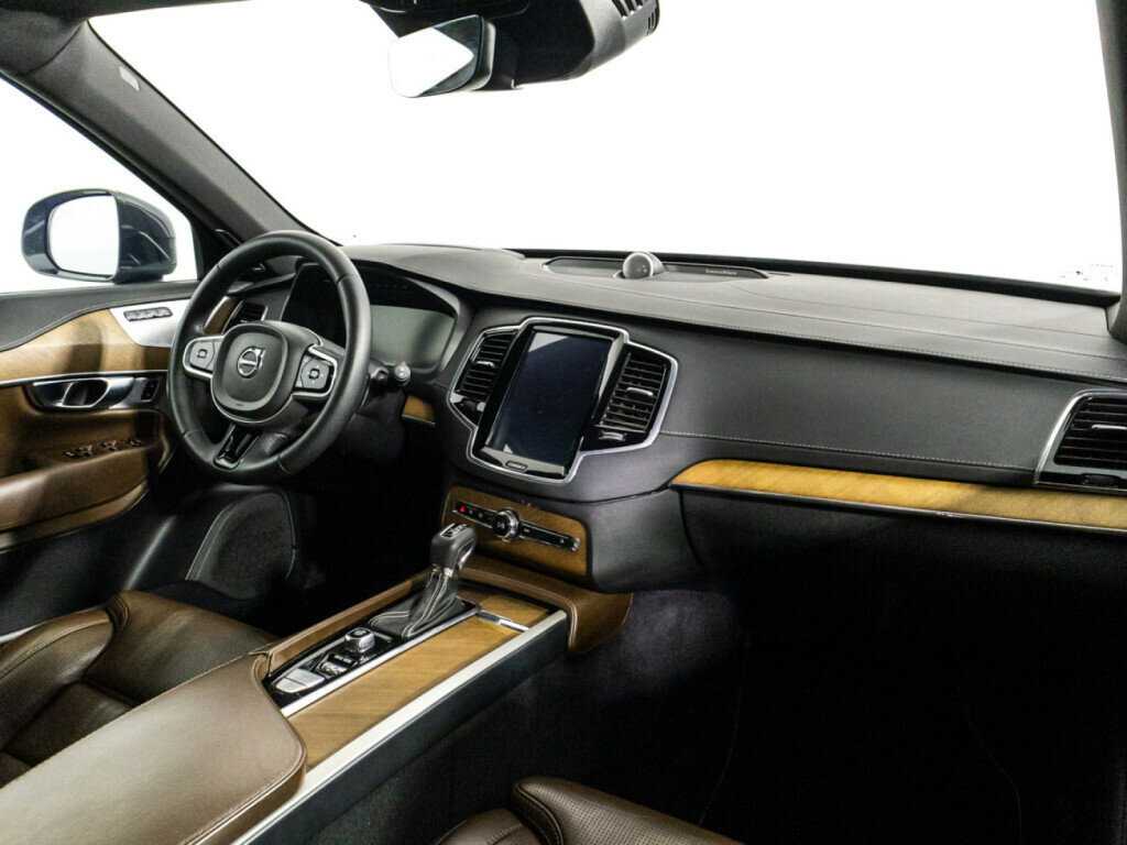Volvo XC90 2018 года с пробегом. Фото: #6