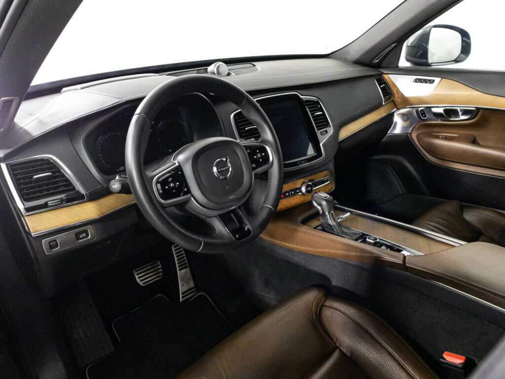 Volvo XC90 2018 года с пробегом. Фото: #8