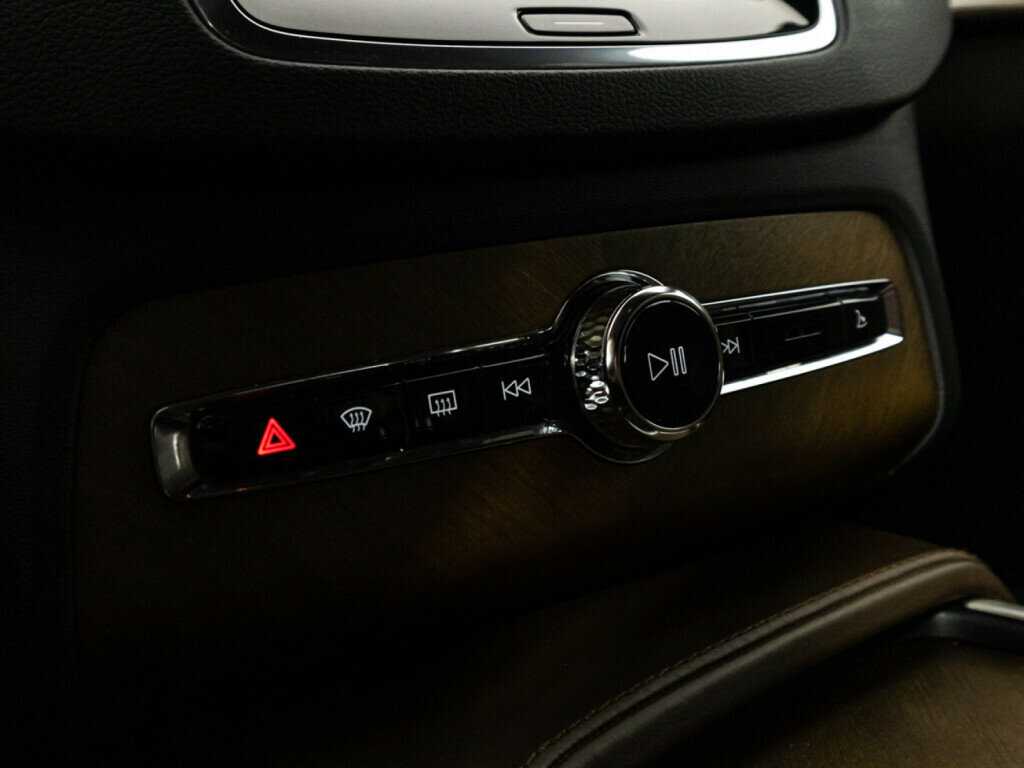 Volvo XC90 2018 года с пробегом. Фото: #16