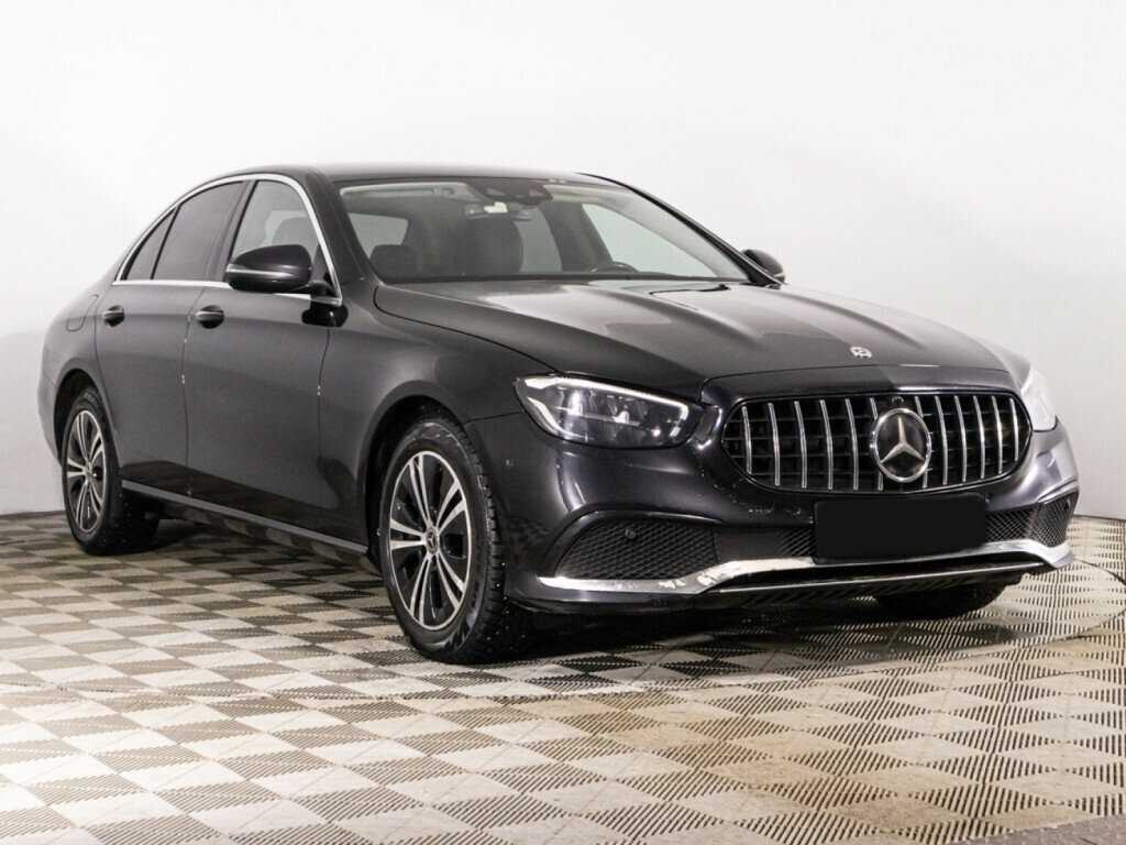 Mercedes-Benz E-Класс 2020 года с пробегом. Фото: #2
