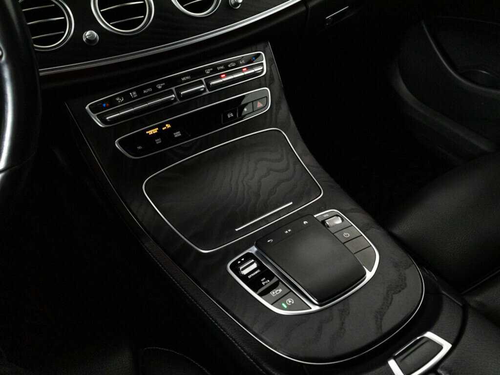 Mercedes-Benz E-Класс 2020 года с пробегом. Фото: #15