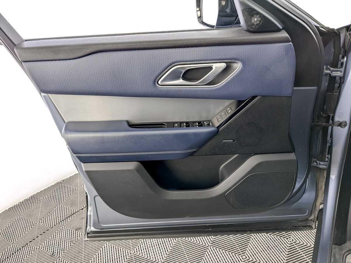 Land Rover Range Rover Velar 2019 года с пробегом. Фото: #16
