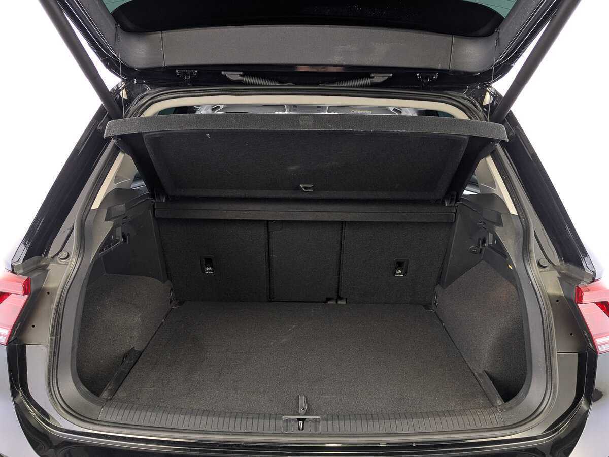 Volkswagen Tiguan 2019 года с пробегом. Фото: #9