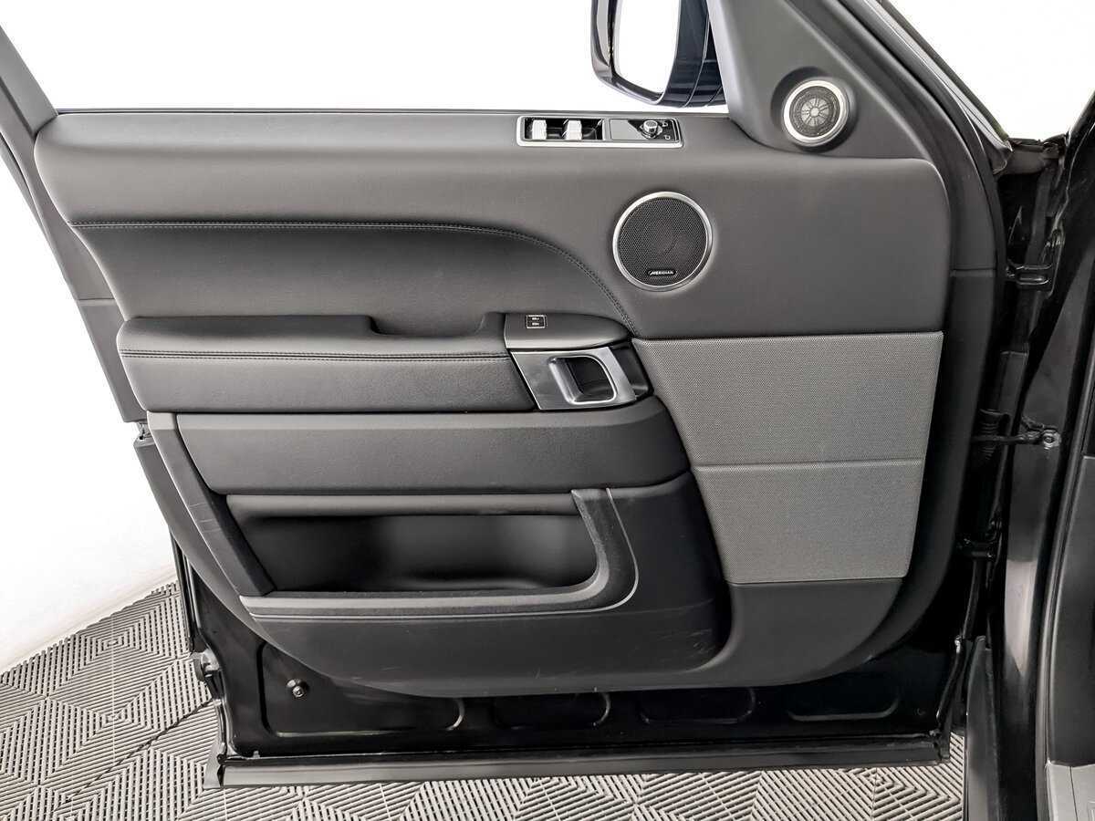 Land Rover Range Rover Sport 2020 года с пробегом. Фото: #19