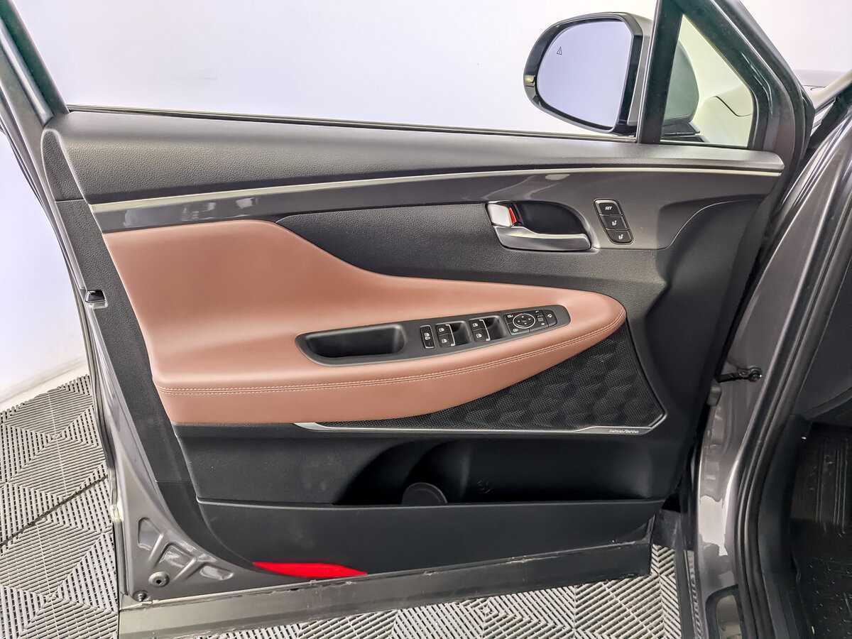 Hyundai Santa Fe 2022 года с пробегом. Фото: #18