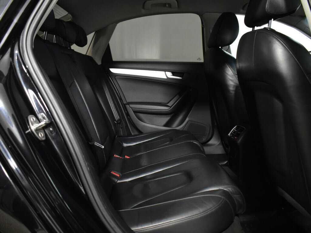 Audi A4 2011 года с пробегом. Фото: #9
