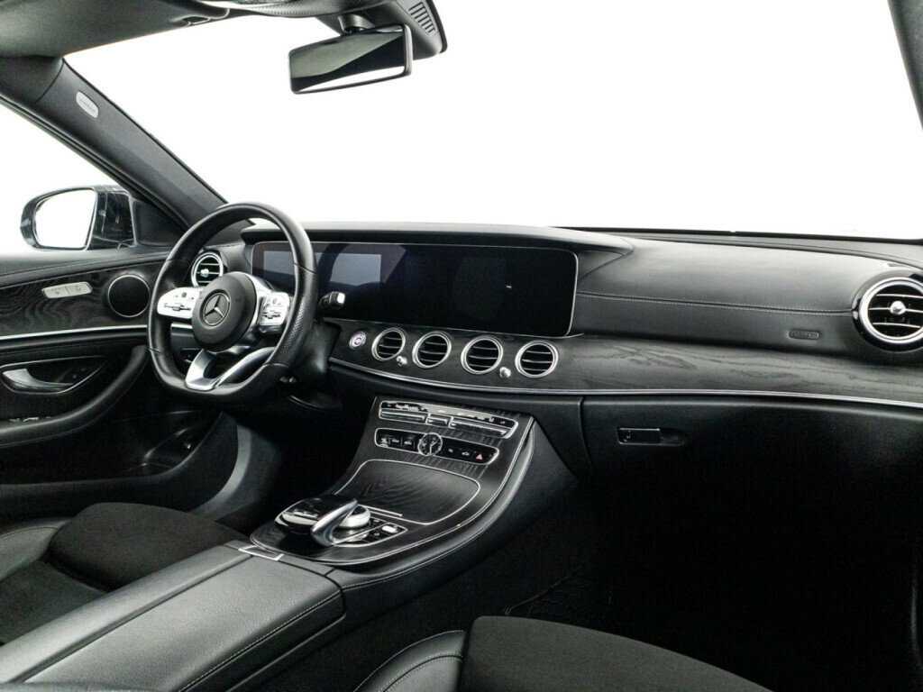 Mercedes-Benz E-Класс 2019 года с пробегом. Фото: #8