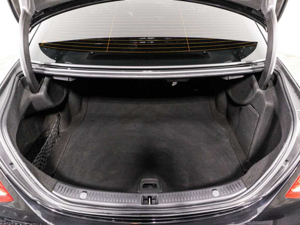 Mercedes-Benz E-Класс 2019 года с пробегом. Фото: #14
