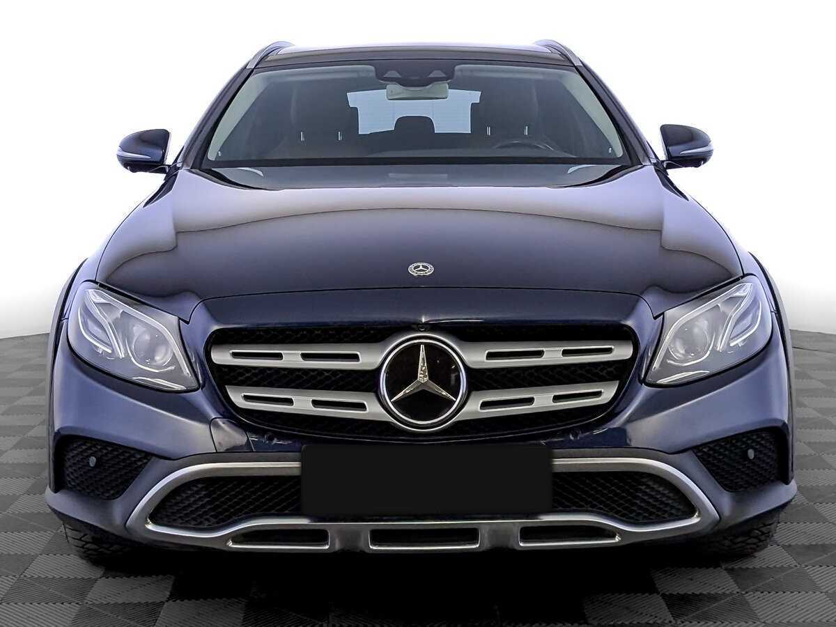 Mercedes-Benz E-Класс 2018 года с пробегом. Фото: #1