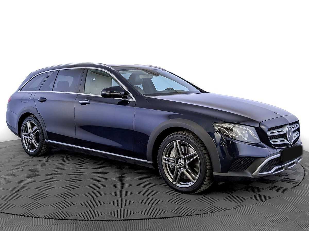 Mercedes-Benz E-Класс 2018 года с пробегом. Фото: #2