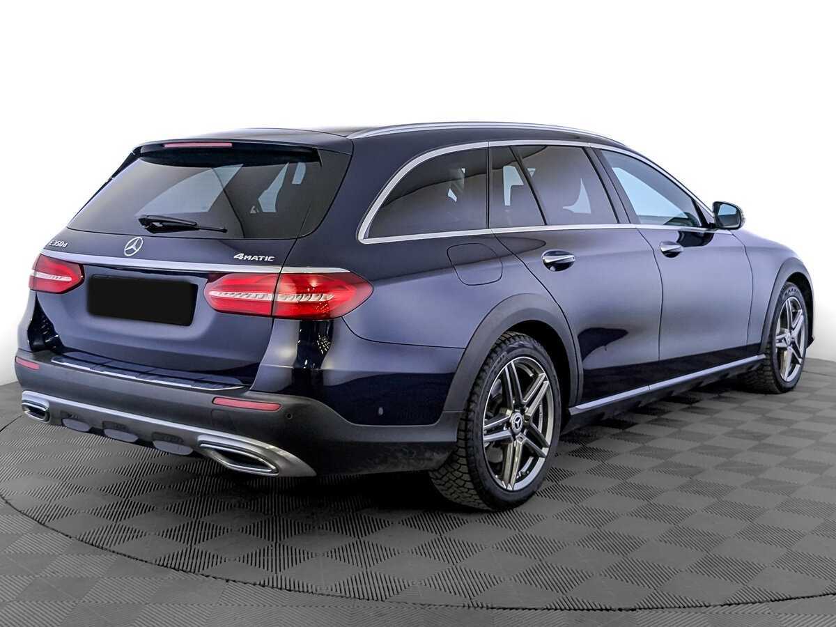 Mercedes-Benz E-Класс 2018 года с пробегом. Фото: #4