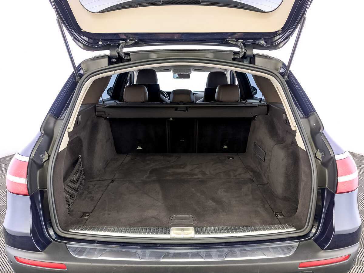 Mercedes-Benz E-Класс 2018 года с пробегом. Фото: #9