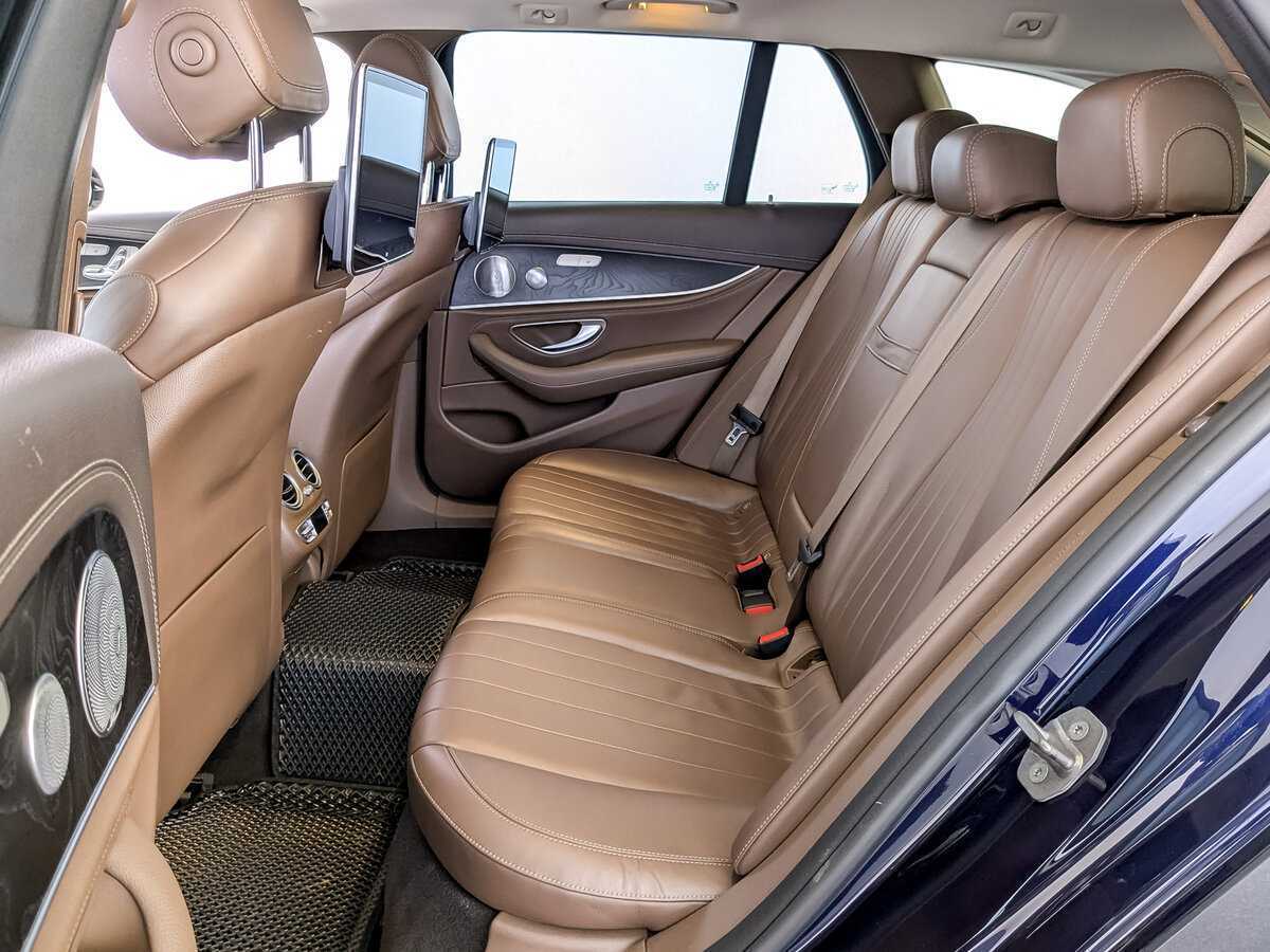 Mercedes-Benz E-Класс 2018 года с пробегом. Фото: #11