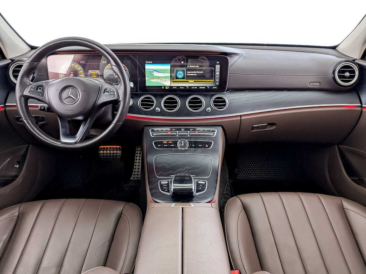 Mercedes-Benz E-Класс 2018 года с пробегом. Фото: #13
