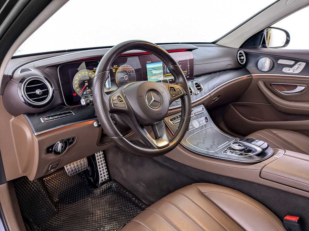 Mercedes-Benz E-Класс 2018 года с пробегом. Фото: #15
