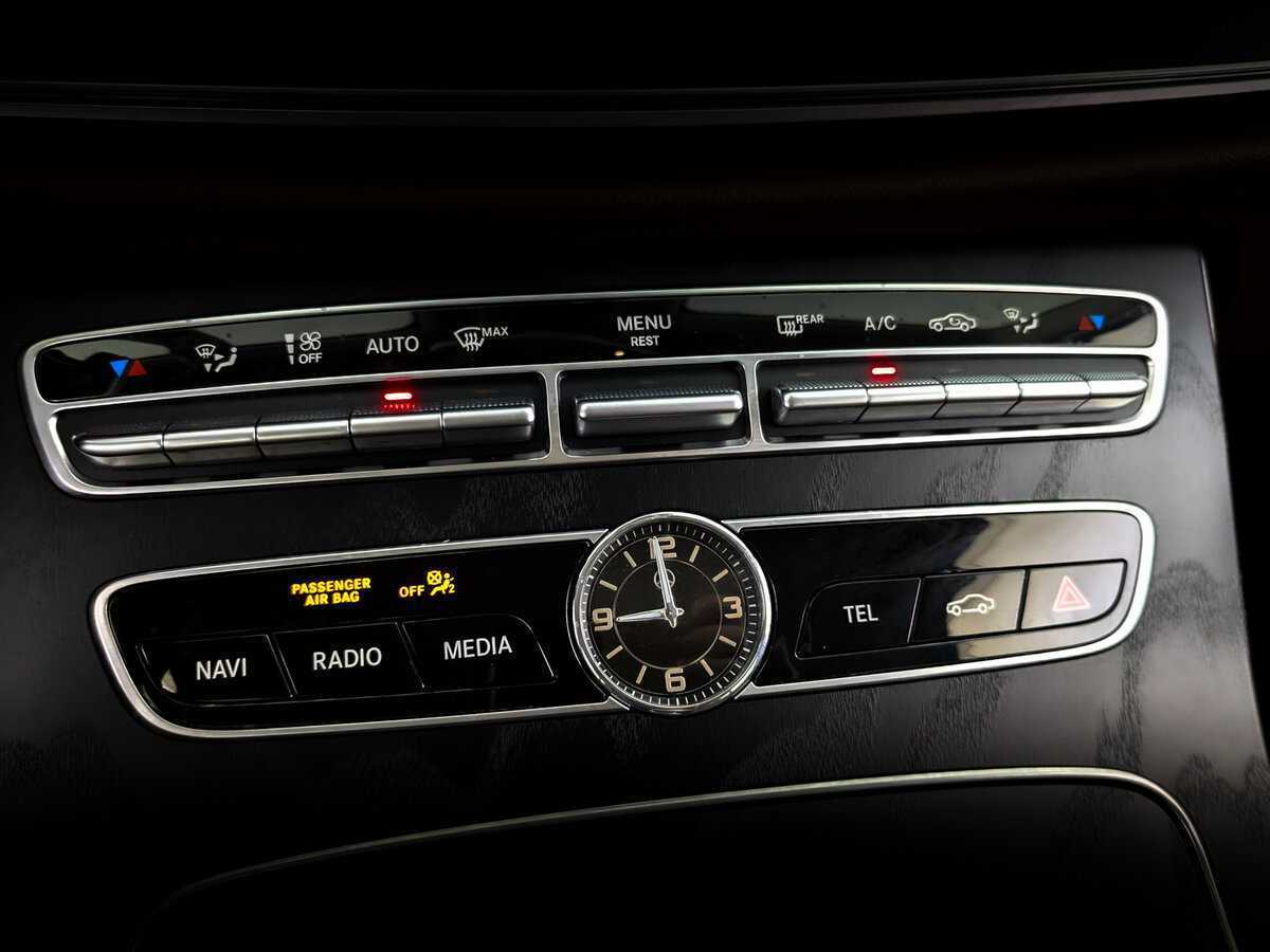 Mercedes-Benz E-Класс 2018 года с пробегом. Фото: #27