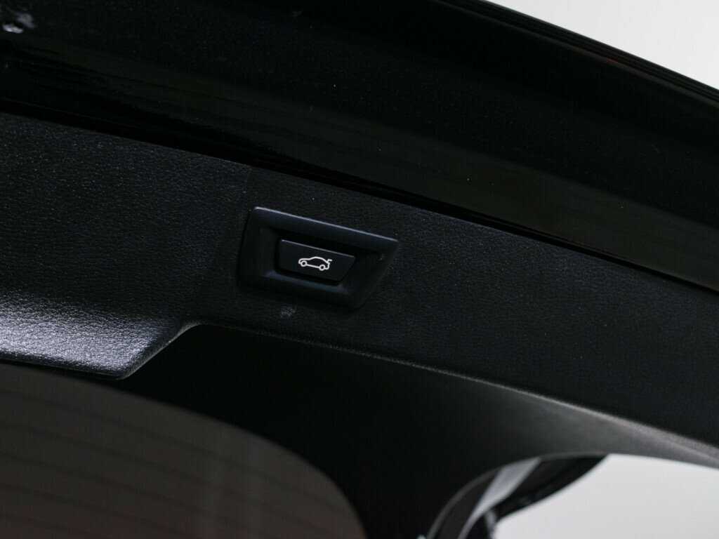 BMW X6 2018 года с пробегом. Фото: #7