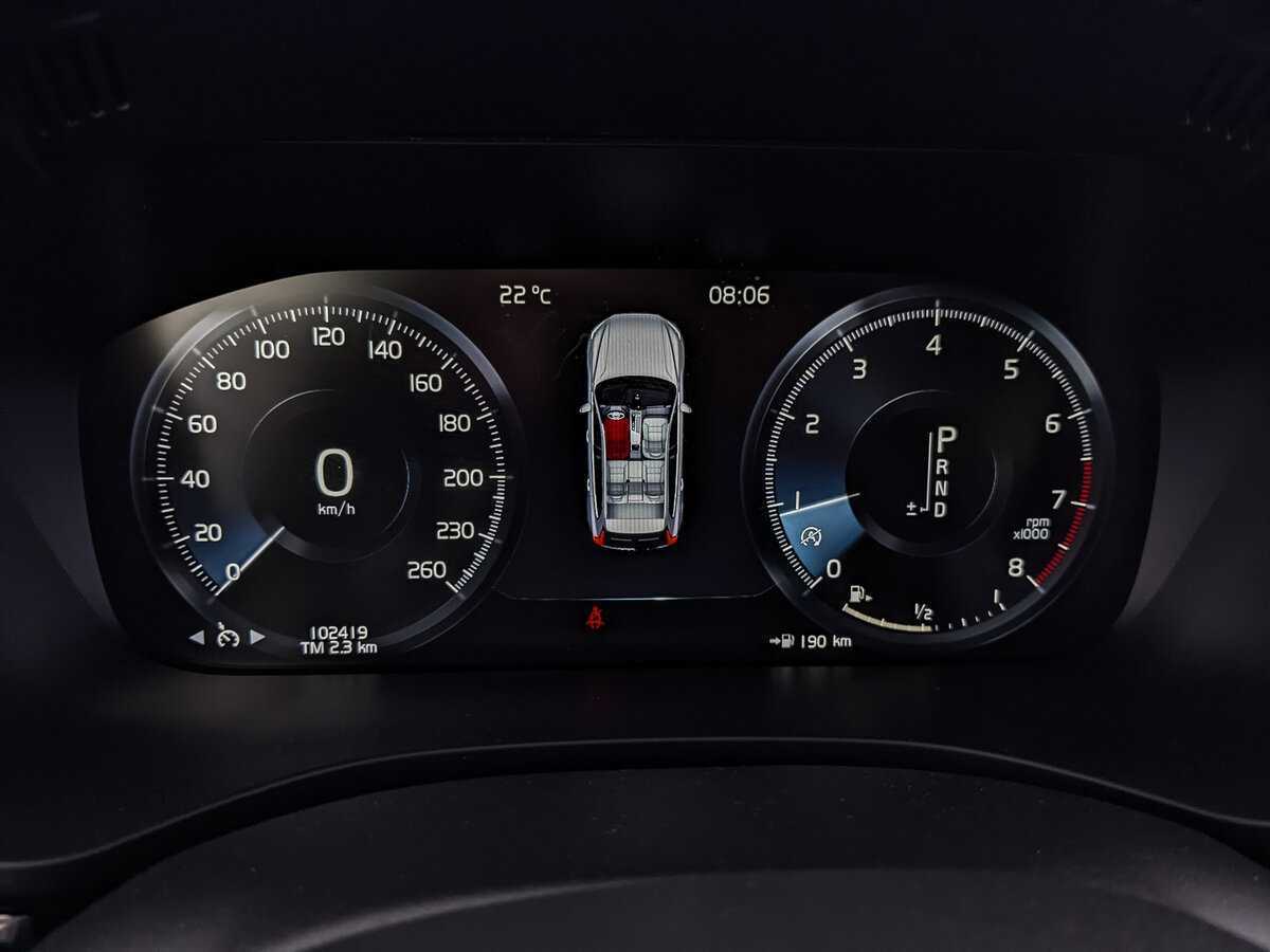 Volvo XC60 2018 года с пробегом. Фото: #12