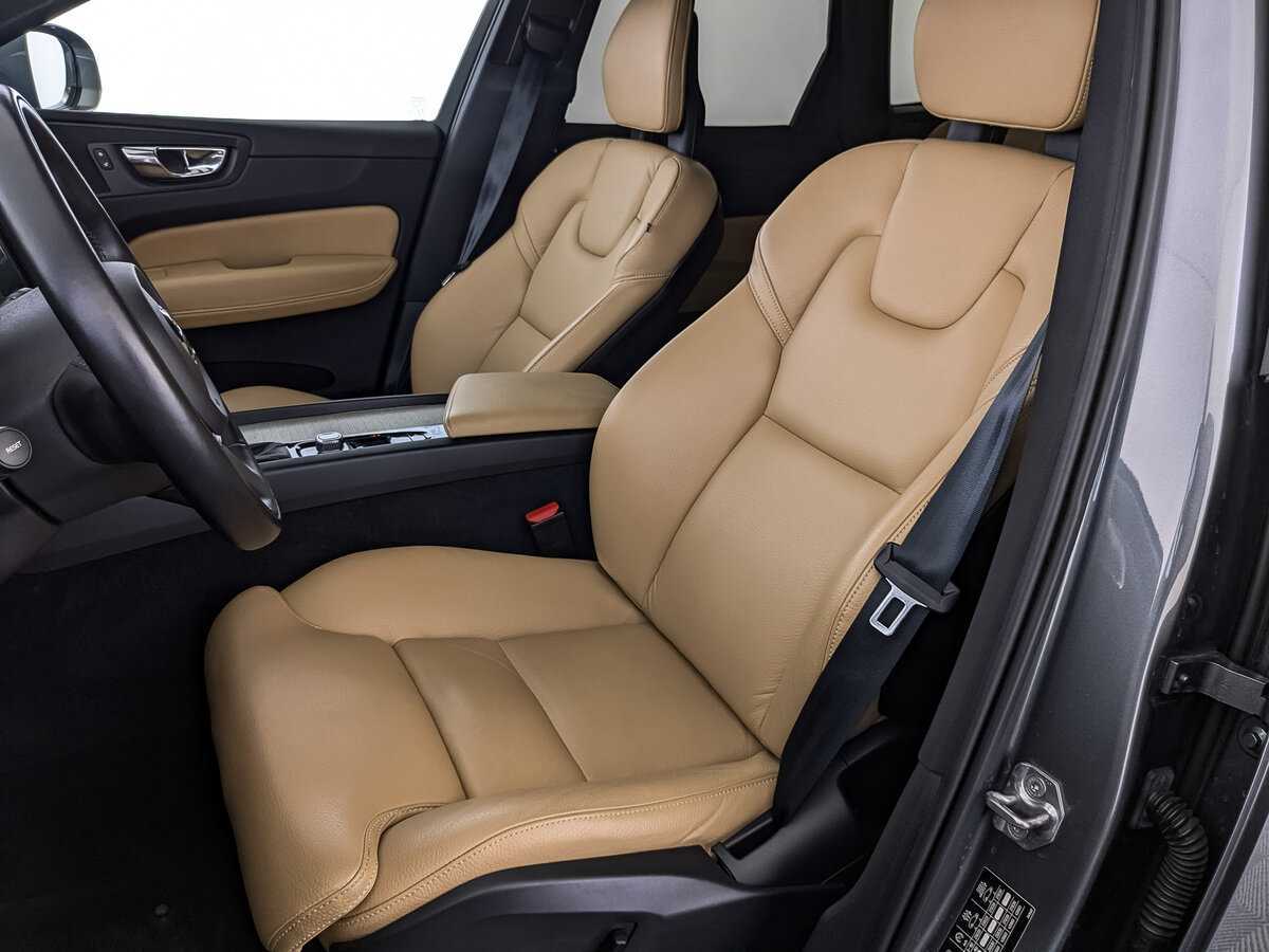 Volvo XC60 2018 года с пробегом. Фото: #16