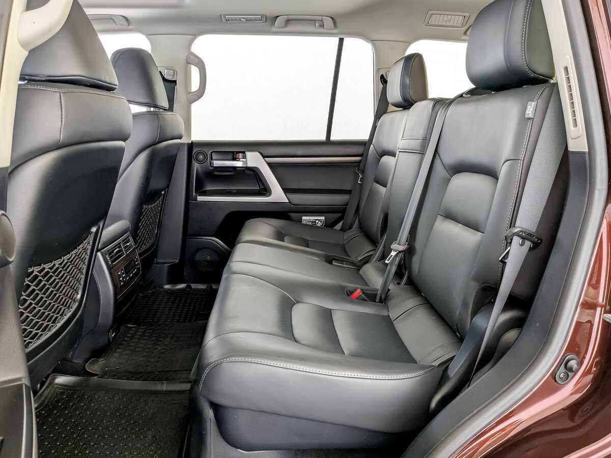 Toyota Land Cruiser 2018 года с пробегом. Фото: #11