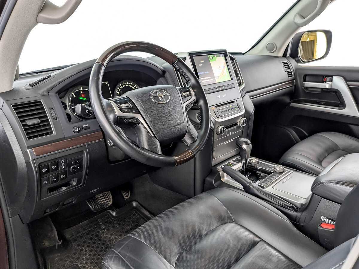 Toyota Land Cruiser 2018 года с пробегом. Фото: #15