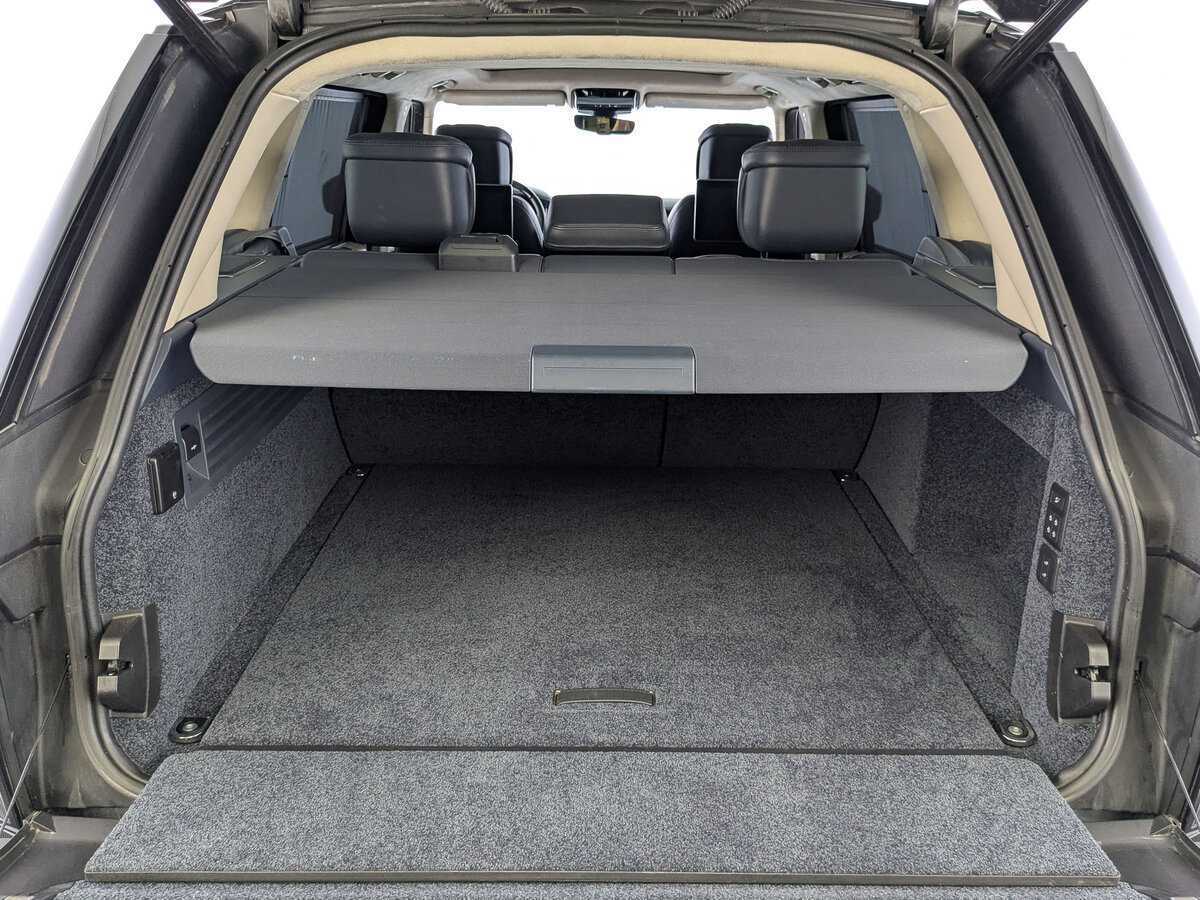 Land Rover Range Rover 2020 года с пробегом. Фото: #9