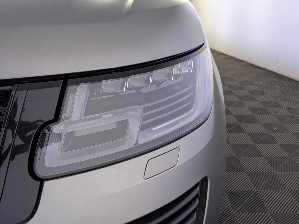 Land Rover Range Rover 2020 года с пробегом. Фото: #10