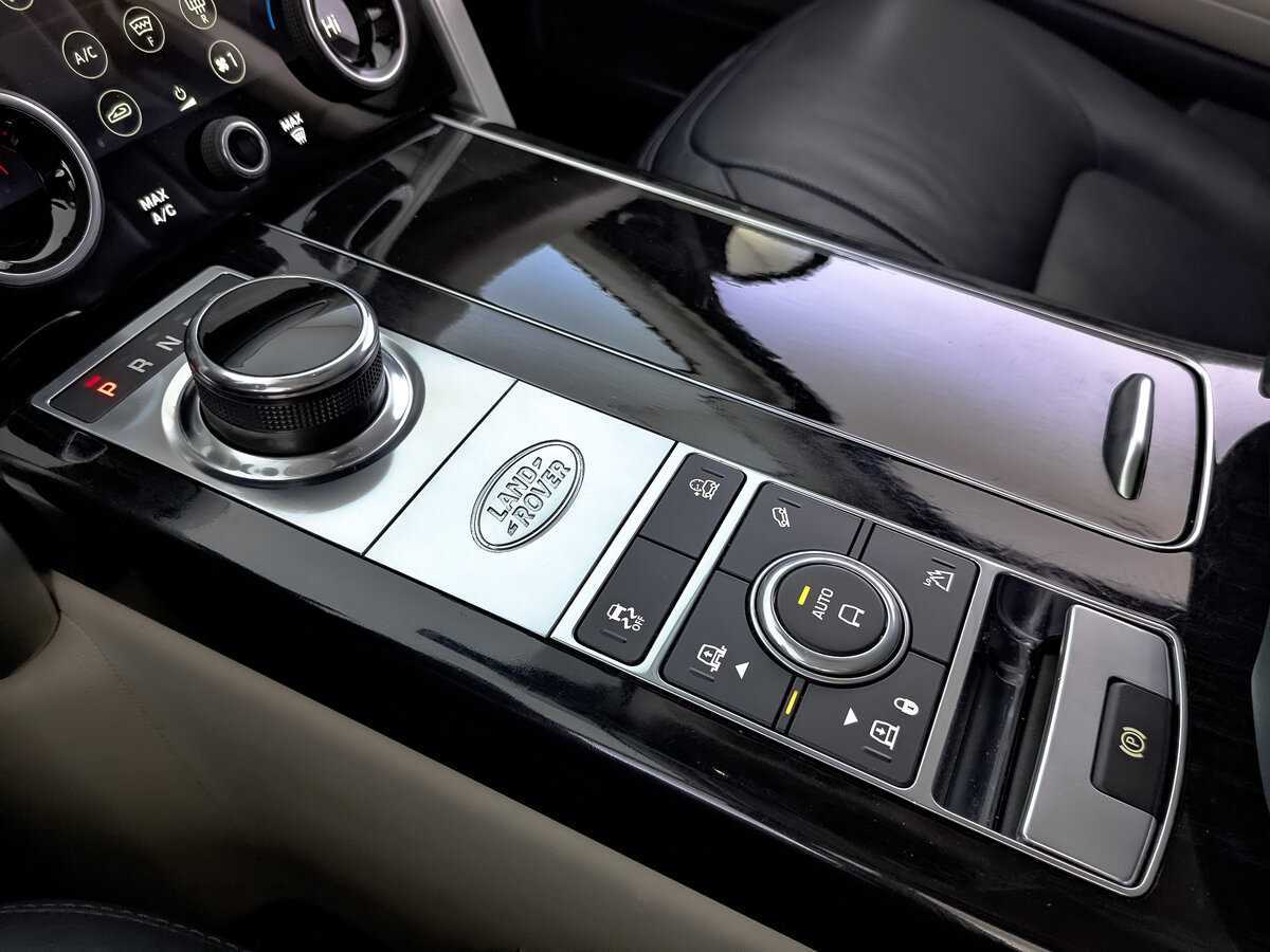 Land Rover Range Rover 2020 года с пробегом. Фото: #20