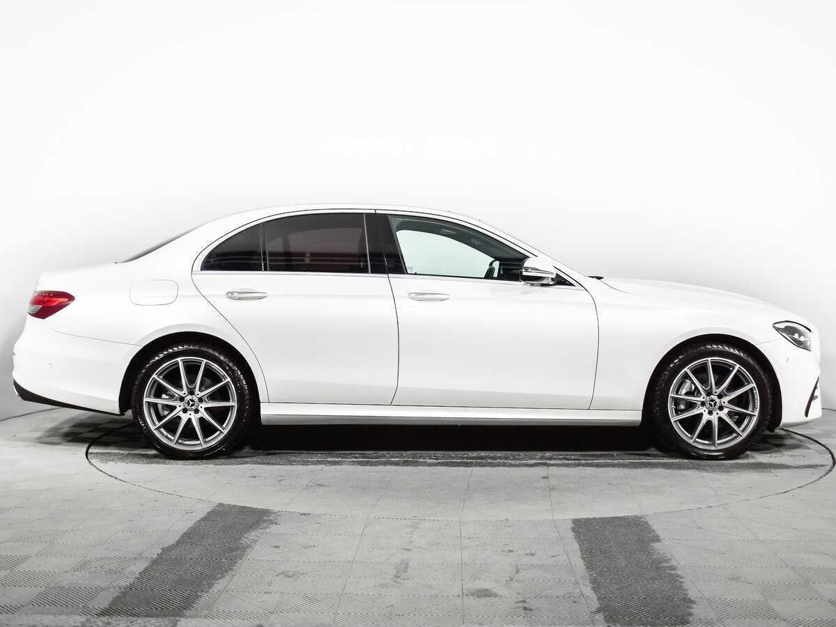 Mercedes-Benz E-Класс 2021 года с пробегом. Фото: #3