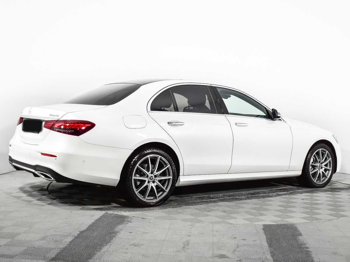 Mercedes-Benz E-Класс 2021 года с пробегом. Фото: #4