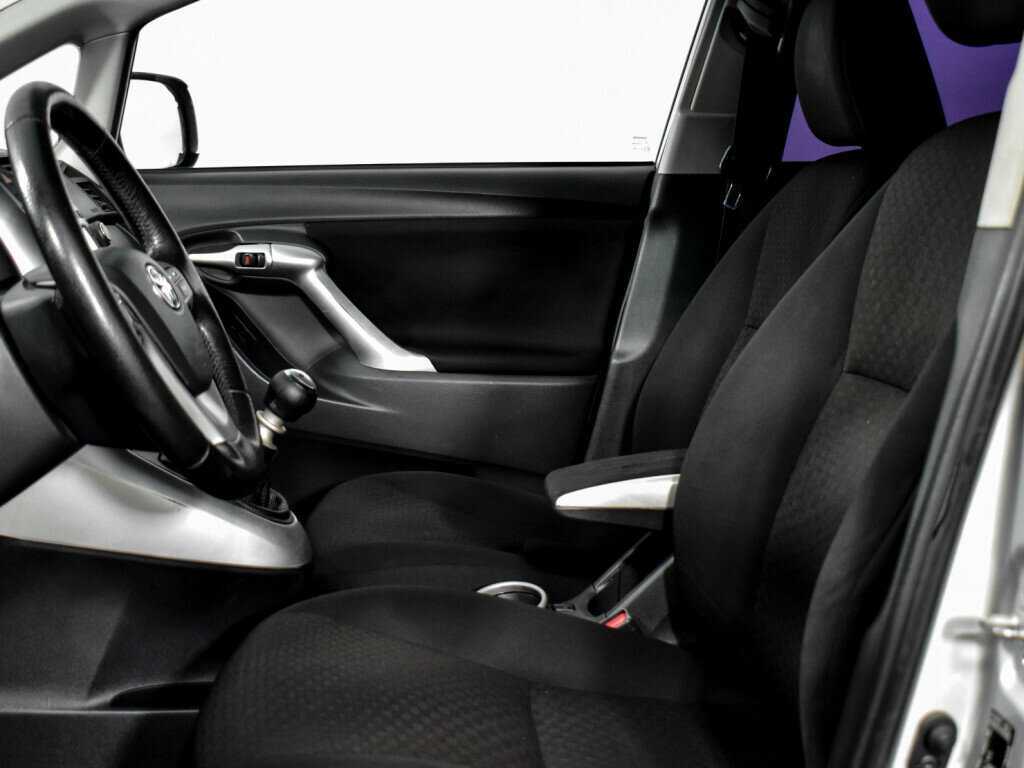 Toyota Verso 2010 года с пробегом. Фото: #10